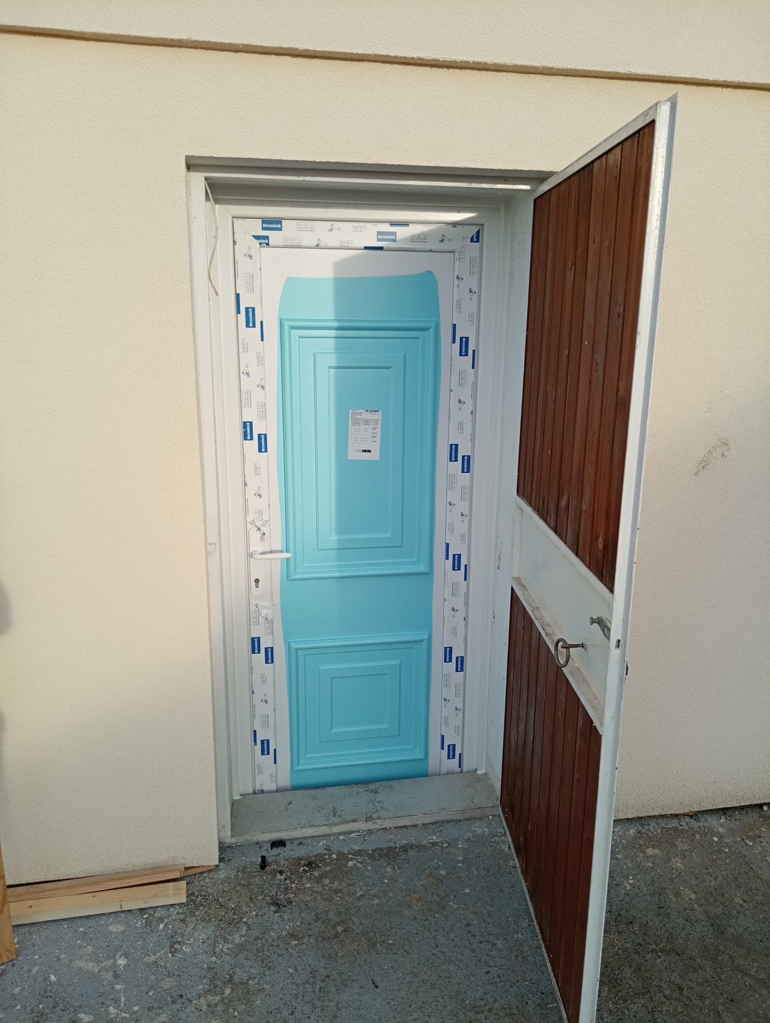 Porte d'entrée sécurisée - installation Lagrace Fermeture